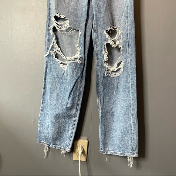 American Eagle Outfitters highest rise baggy Straight Leg Jeans size 4 - Picture 3 of 8